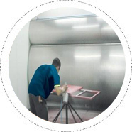 自行走升降機_固定登車橋_升降舞台_移動登車橋_裝卸平台_升降貨梯